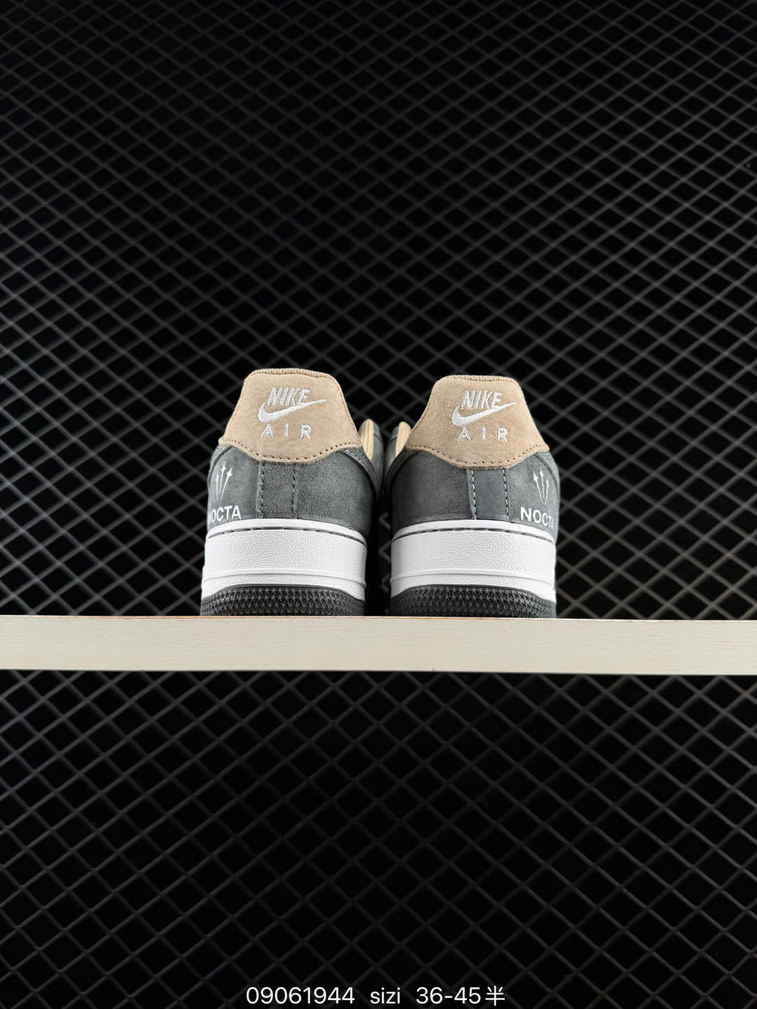NIKE AIR FORCE 1-DV0788-013